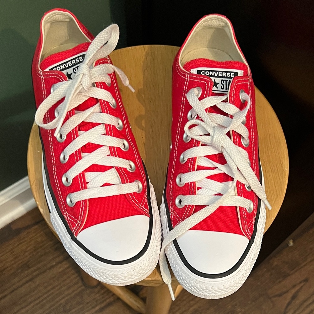 Converse Women’s Bright Red Sneakers